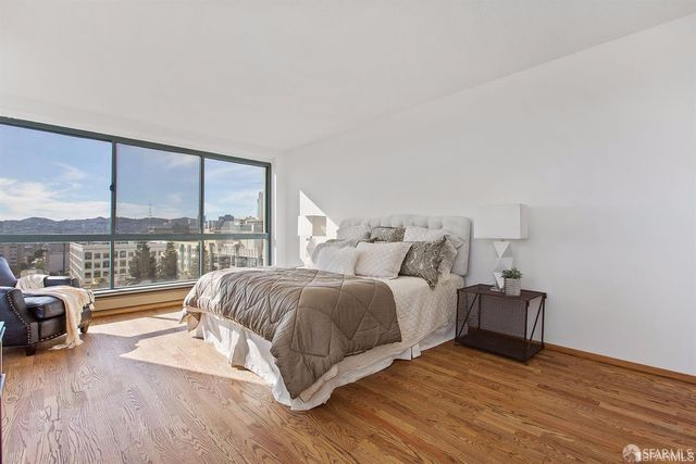 300 3rd Street 915, San Francisco, CA 94107
