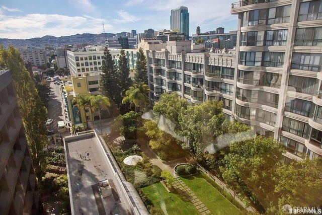 300 3rd Street 915, San Francisco, CA 94107