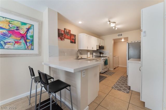 7945 Delbonita Avenue, Las Vegas, NV 89147