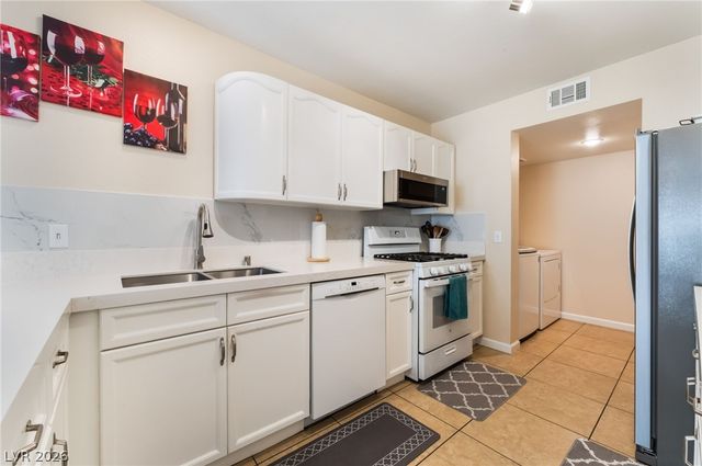 7945 Delbonita Avenue, Las Vegas, NV 89147