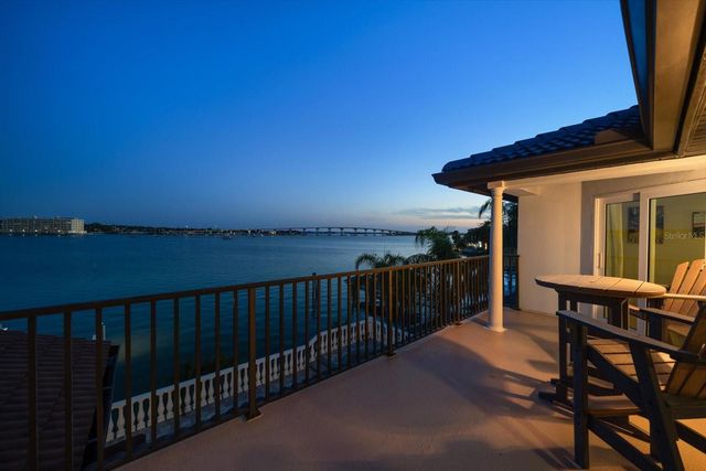 14 SUNSET BAY DRIVE, Belleair, FL 33756