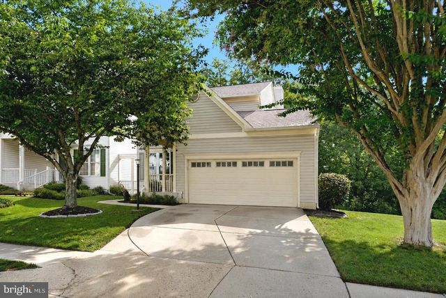 6547 CREEK RUN DR, Centreville, VA 20121