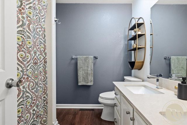 626 S 38th Street W 13, Billings, MT 59102