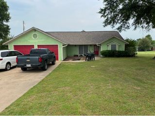 63 SE County Road 4114, Mount Vernon, TX 75457