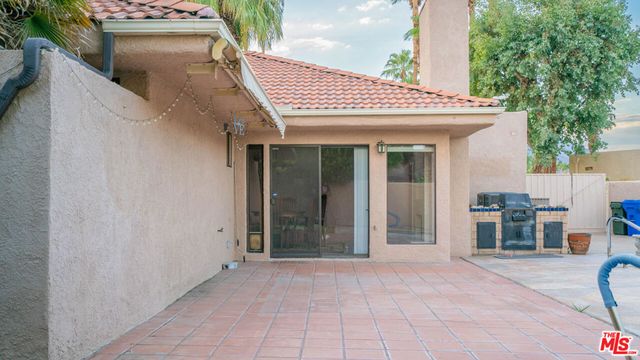 1592 S Compadre Road, Palm Springs, CA 92264