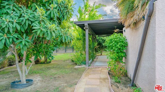 1592 S Compadre Road, Palm Springs, CA 92264