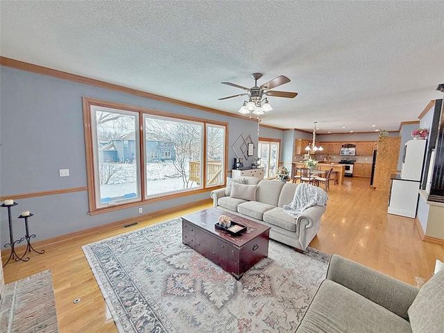 3796 SW Boulder Drive, Lee's Summit, MO 64082