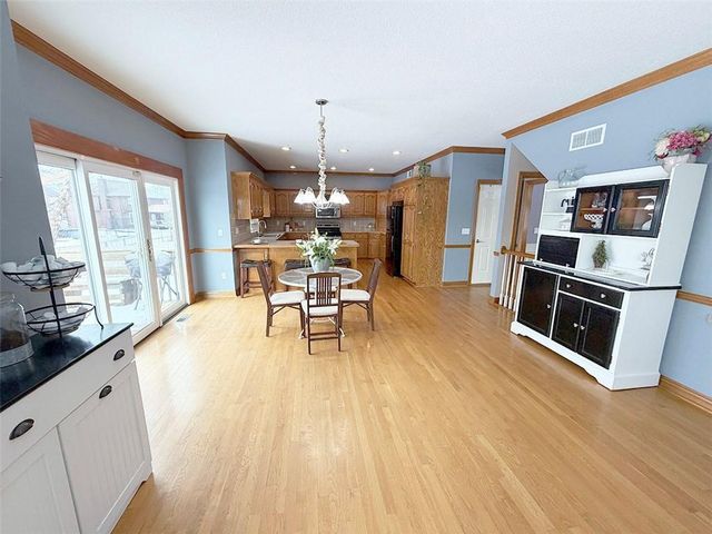 3796 SW Boulder Drive, Lee's Summit, MO 64082