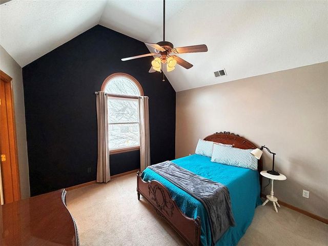 3796 SW Boulder Drive, Lee's Summit, MO 64082