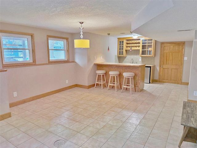 3796 SW Boulder Drive, Lee's Summit, MO 64082