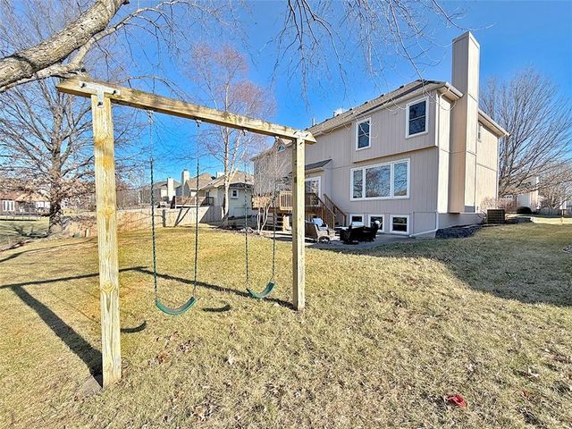 3796 SW Boulder Drive, Lee's Summit, MO 64082