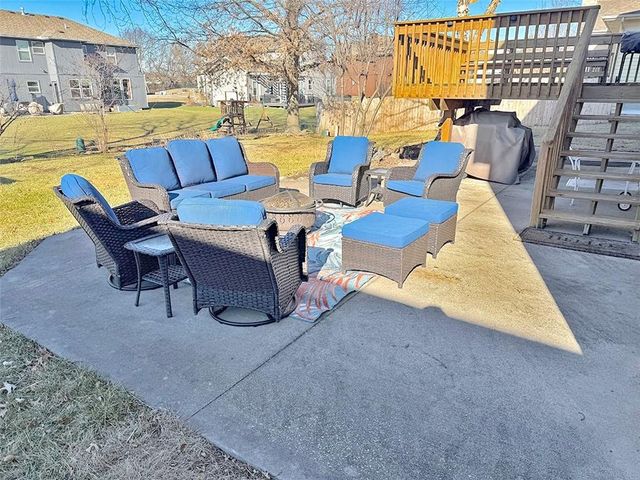 3796 SW Boulder Drive, Lee's Summit, MO 64082