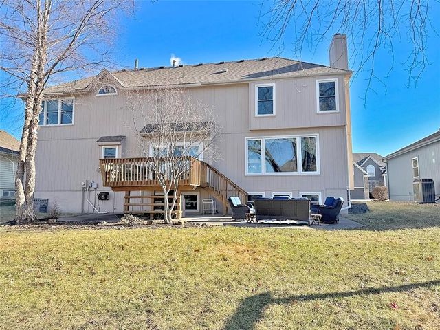 3796 SW Boulder Drive, Lee's Summit, MO 64082