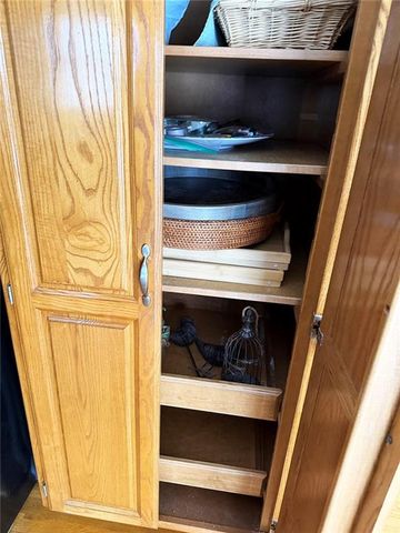 3796 SW Boulder Drive, Lee's Summit, MO 64082