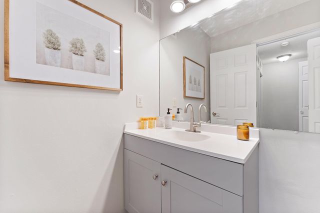 11629 Prospect Curve, Woodbury, MN 55129