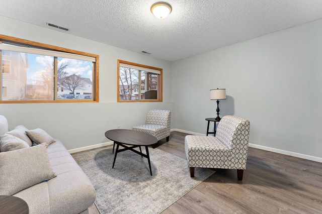 11629 Prospect Curve, Woodbury, MN 55129