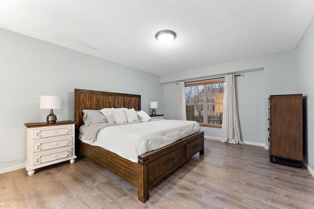 11629 Prospect Curve, Woodbury, MN 55129