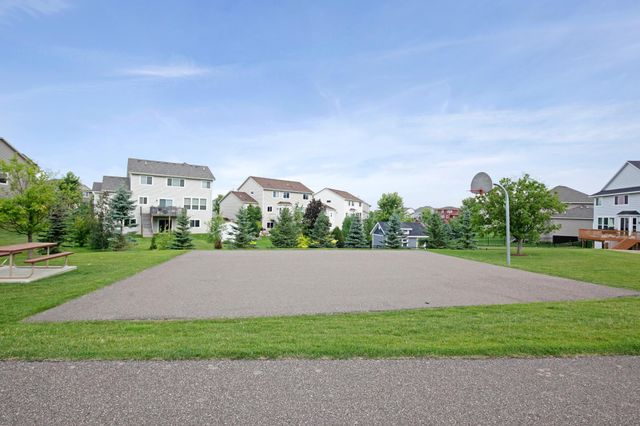 11629 Prospect Curve, Woodbury, MN 55129