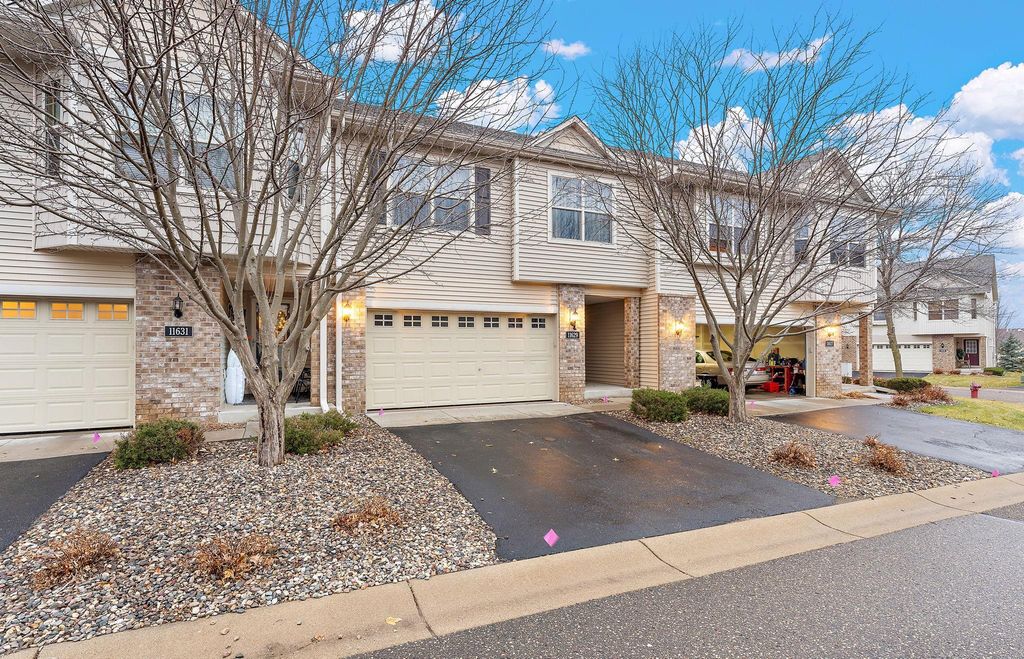 11629 Prospect Curve, Woodbury, MN 55129