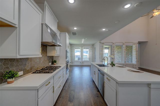 153 Milam Creek DR, Kyle, TX 78640