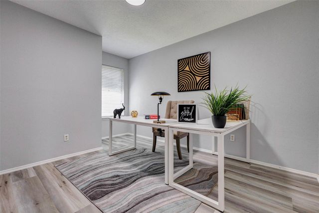 7006 Pickett Drive, Richmond, TX 77469