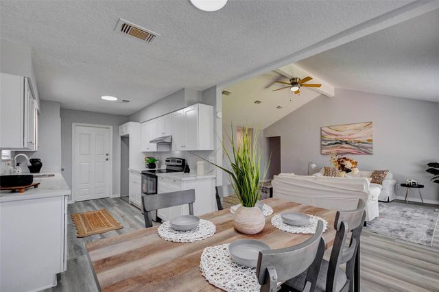 7006 Pickett Drive, Richmond, TX 77469