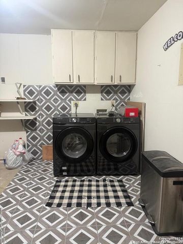 3401 Cliffside, Schertz, TX 78108