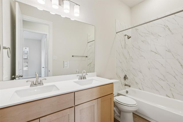 1211 Berry Brook Drive, Missouri City, TX 77459