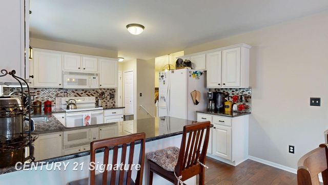 11404 Grand Oaks Drive, Clio, MI 48420