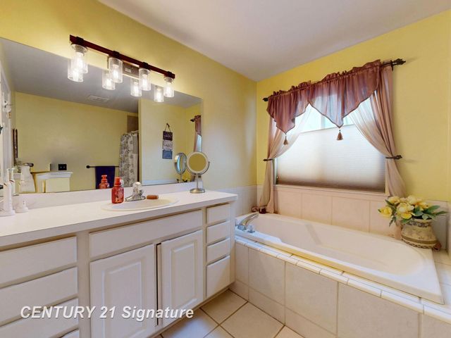 11404 Grand Oaks Drive, Clio, MI 48420