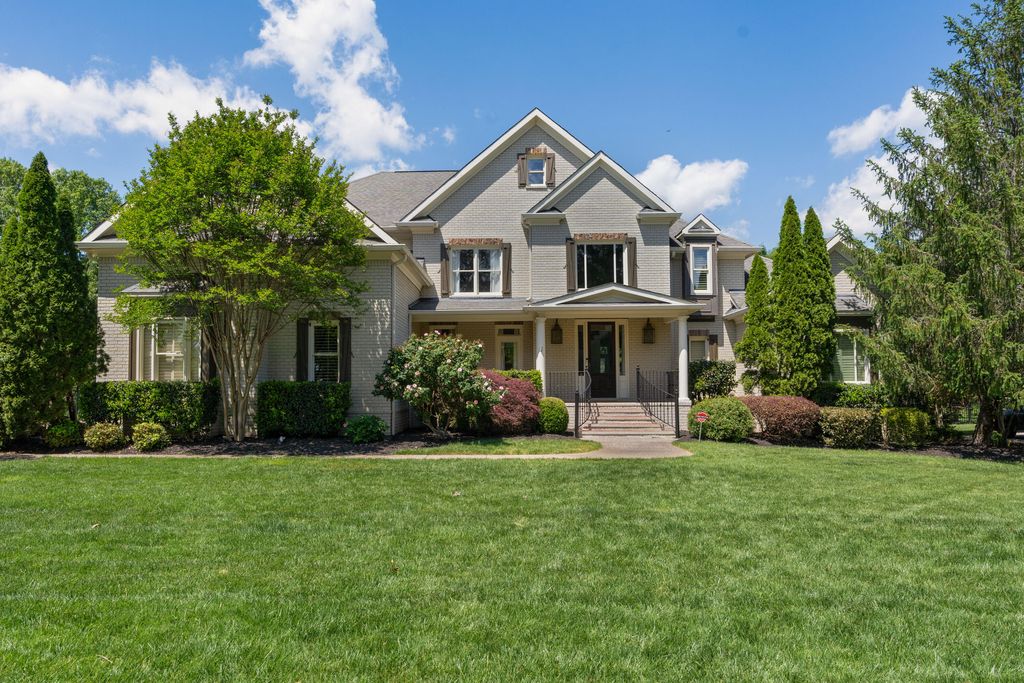 1282 Enclave Road, Chattanooga, TN 37415