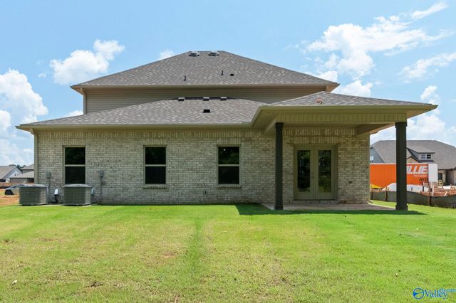 135 Hillis Lane, Hazel Green, AL 35750