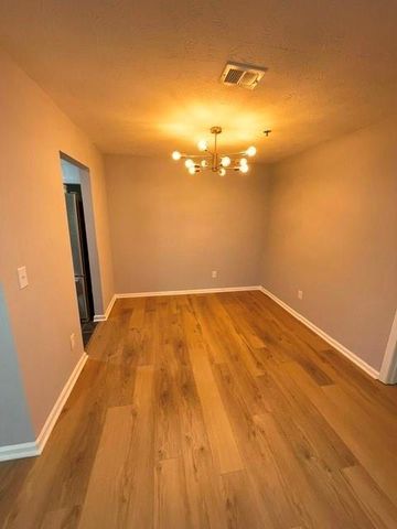 2697 Vinings Central Drive SE, Atlanta, GA 30339