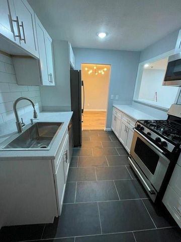2697 Vinings Central Drive SE, Atlanta, GA 30339