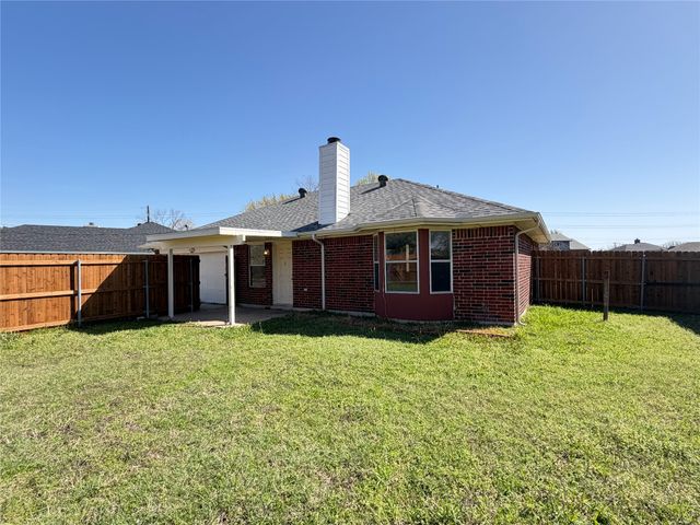 6212 Brookhaven Trail, Arlington, TX 76001