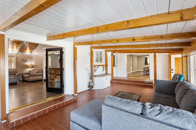 8641 Redbank Road, Redding, CA 96001