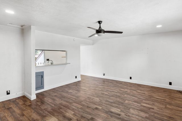 8641 Redbank Road, Redding, CA 96001