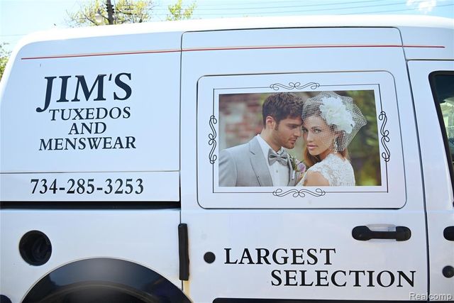 13238 Dix Toledo Road, Southgate, MI 48195