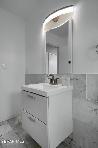9709 Vallarta Drive, El Paso, TX 79927