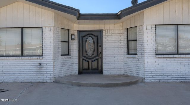 9709 Vallarta Drive, El Paso, TX 79927
