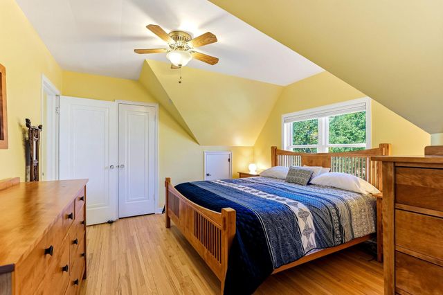 1194 Englewood Avenue, Saint Paul, MN 55104