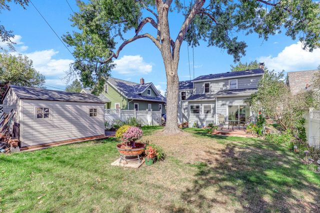 1194 Englewood Avenue, Saint Paul, MN 55104