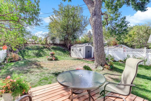 1194 Englewood Avenue, Saint Paul, MN 55104