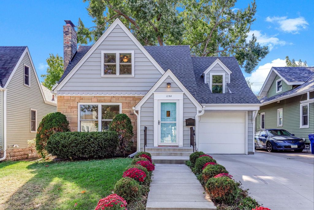 1194 Englewood Avenue, Saint Paul, MN 55104 — exterior