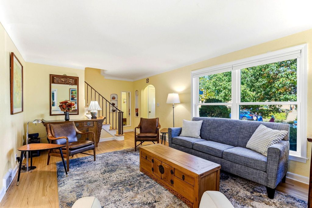 1194 Englewood Avenue, Saint Paul, MN 55104 — photo 4