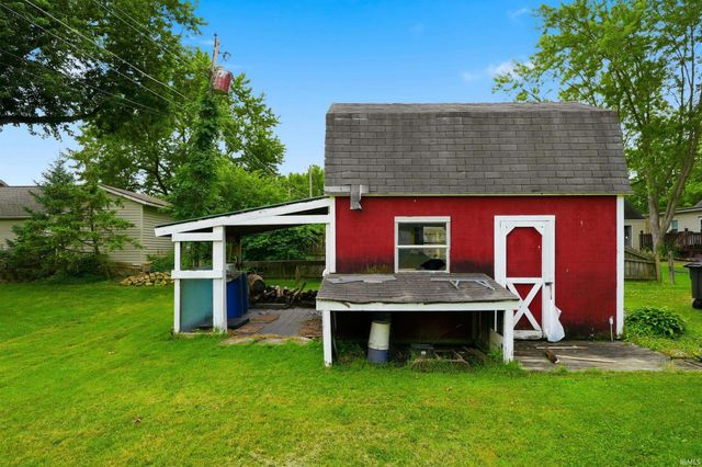 4214 Reed Road, Fort Wayne, IN 46815