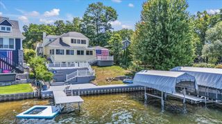 16 S North Shore Drive, Lake Orion, MI 48362