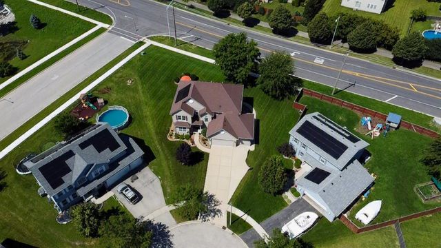 7108 Carbuck Court, Joliet, IL 60431