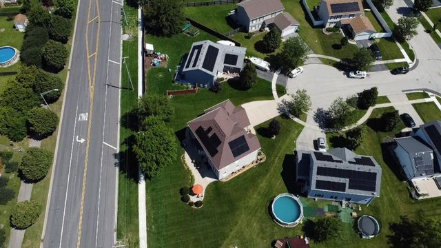 7108 Carbuck Court, Joliet, IL 60431