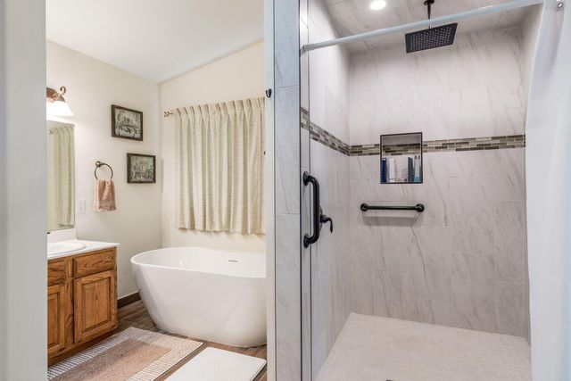 8717 Greenarbor Road NE, Albuquerque, NM 87122